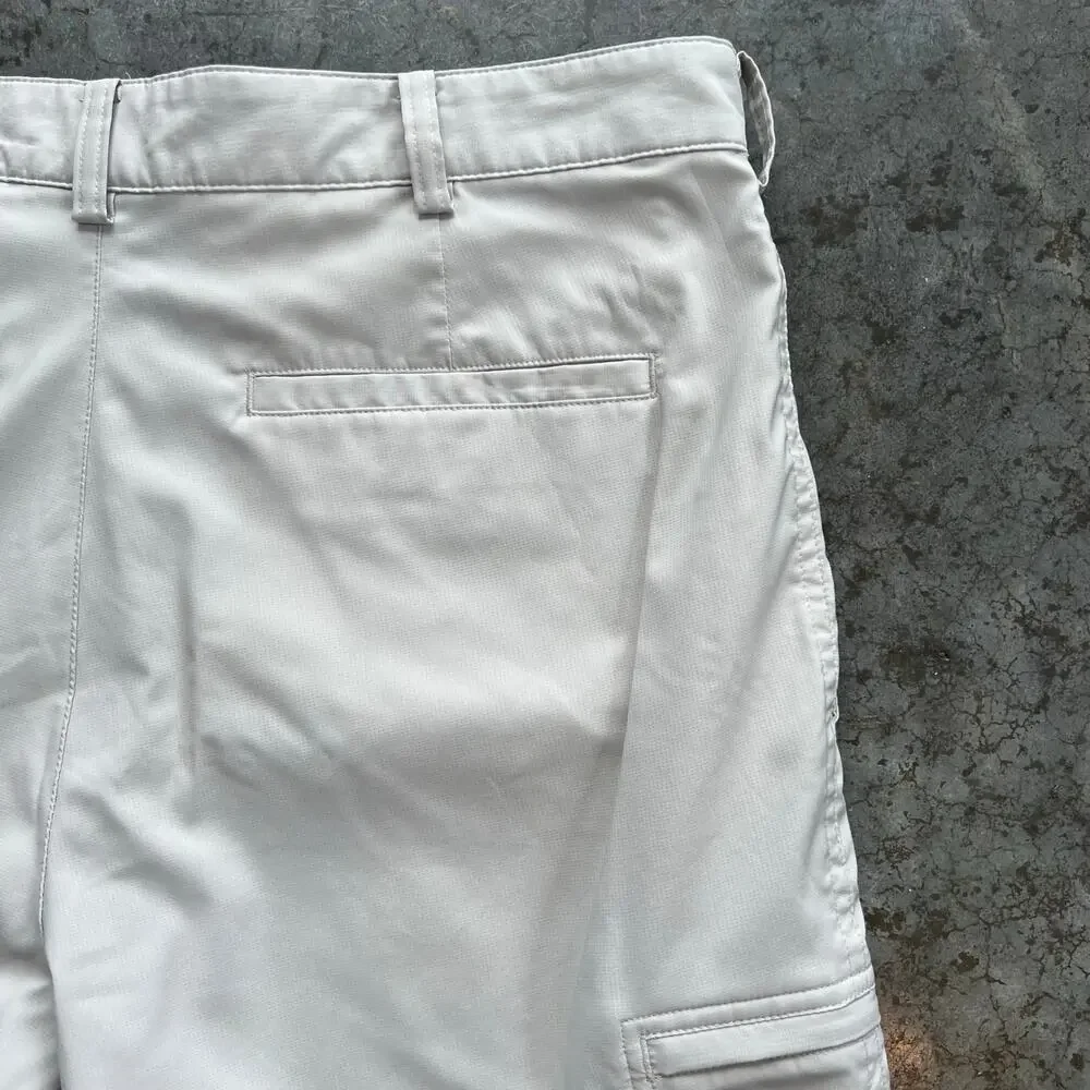Nike Golf Dri-FIT Cargo Shorts Mens 32 Tan Beige Performance Flat Front Tech